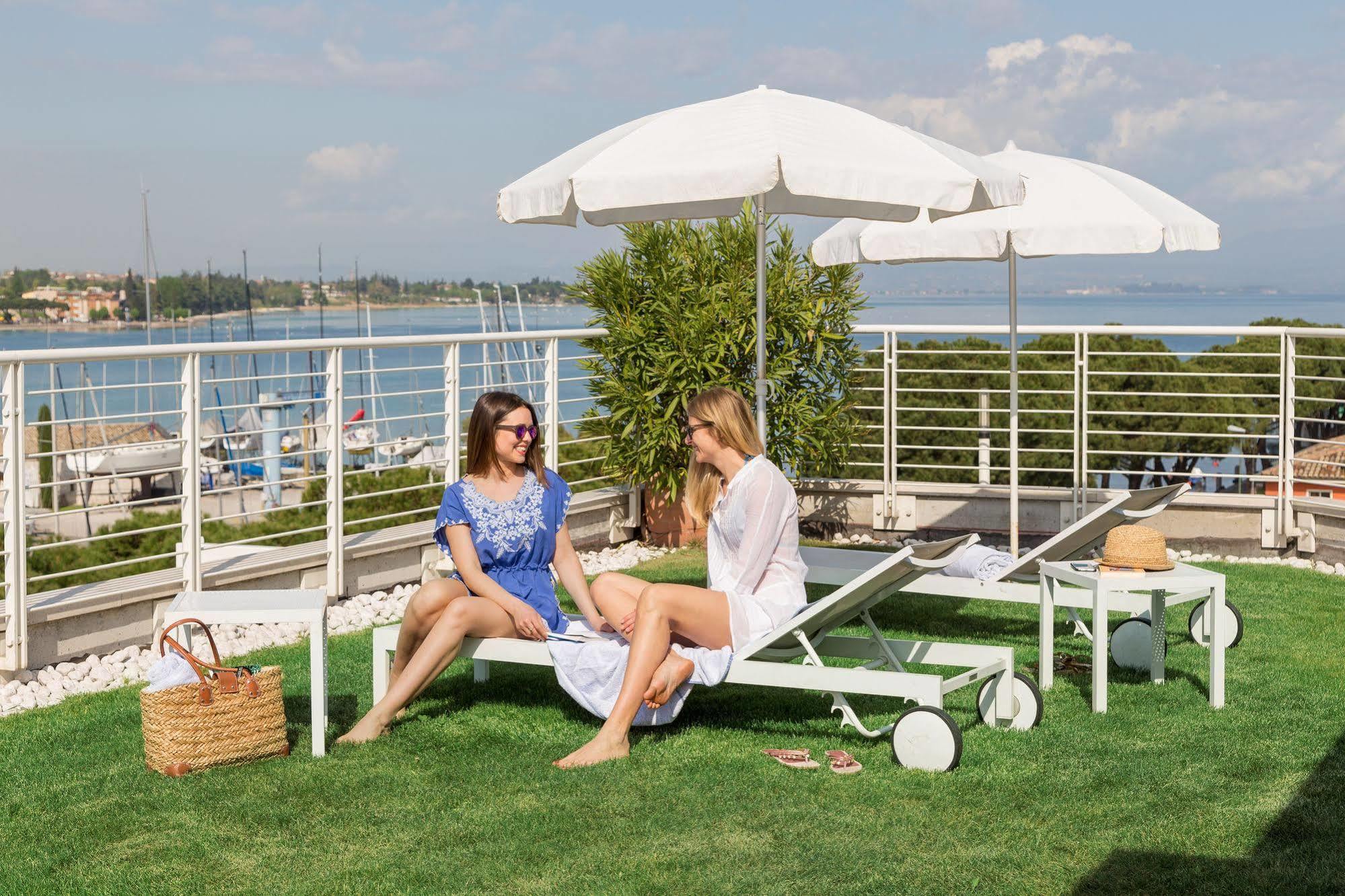 Hotel Acquadolce Peschiera del Garda Exterior foto
